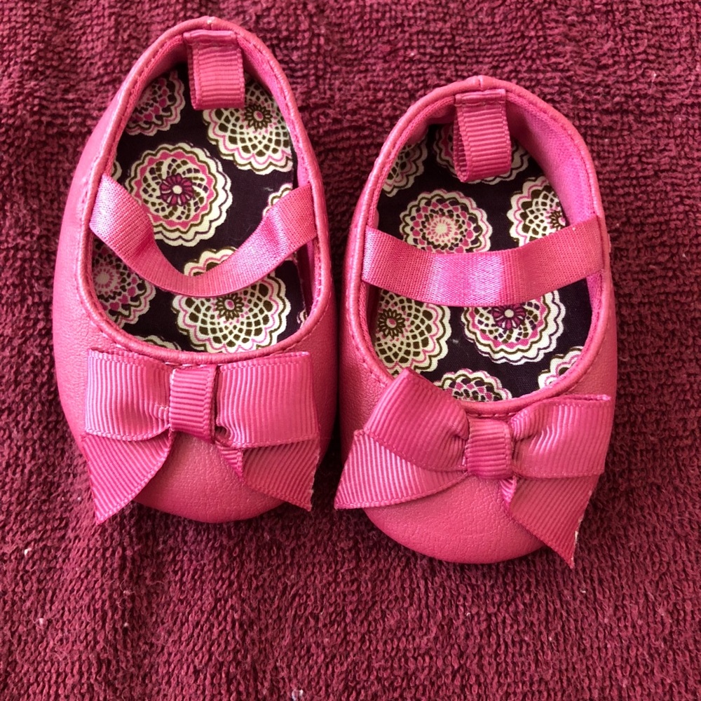 5 for &25–NWOT BABY SHOES- REDUCED🎉